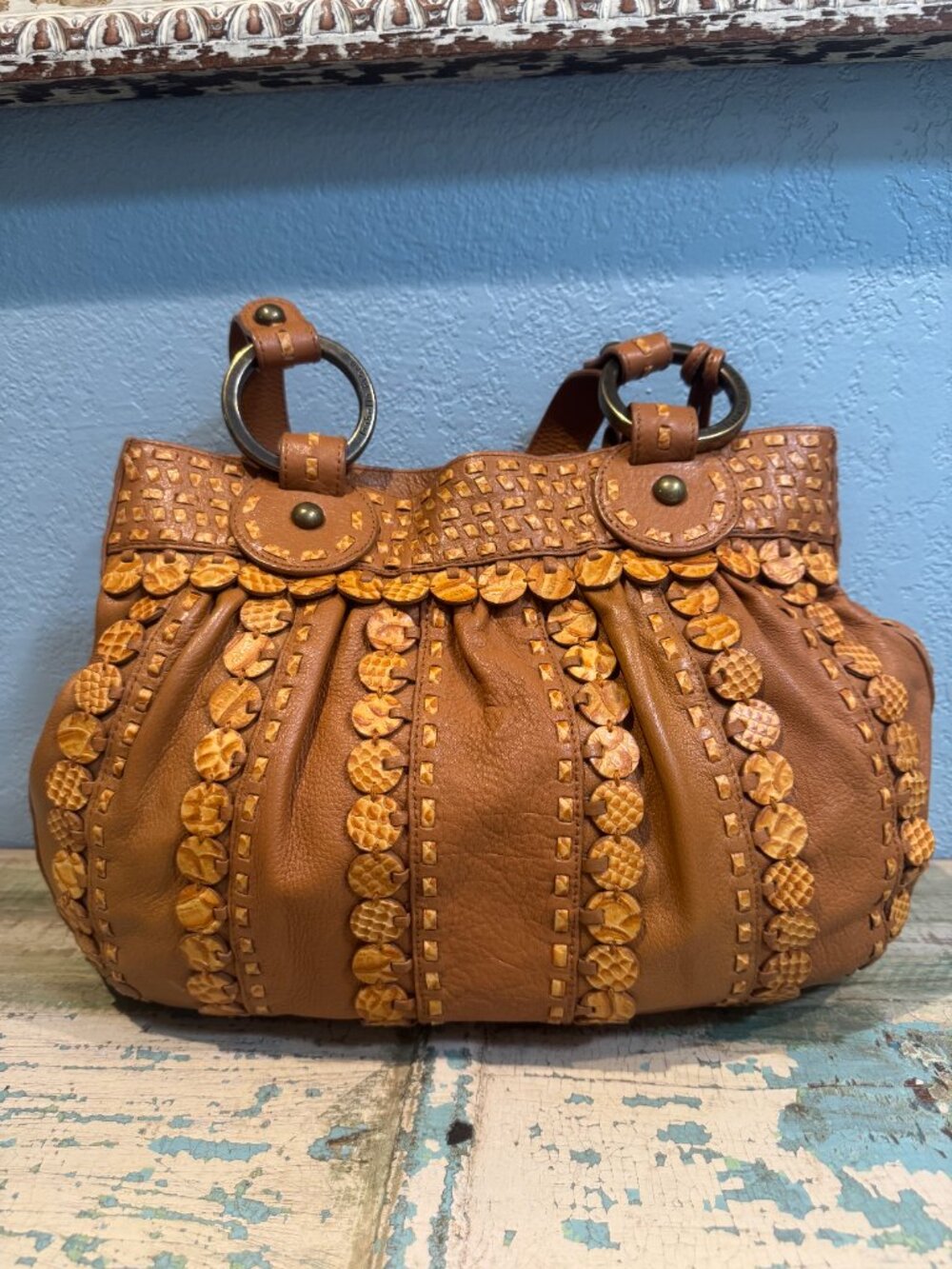 EUC ISABELLA FIORE ORANGE/BROWN FULL CIRCLE BAG